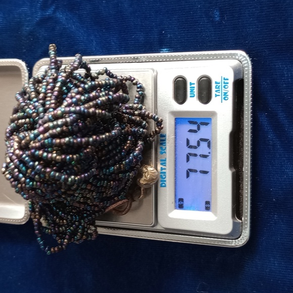 Multi-strand Iridescent Seed Bead Necklace And Matching Fringe Earrings - Picture 11 of 17